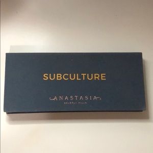Anastasia Beverly Hills Makeup - ABH Subculture Palette Anastasia Beverly Hills Makeup - ABH Subculture Palette